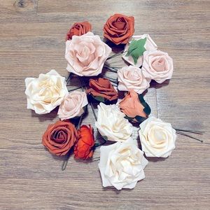 Ling's Moments Terracotta Designer Flowers Sample Mix